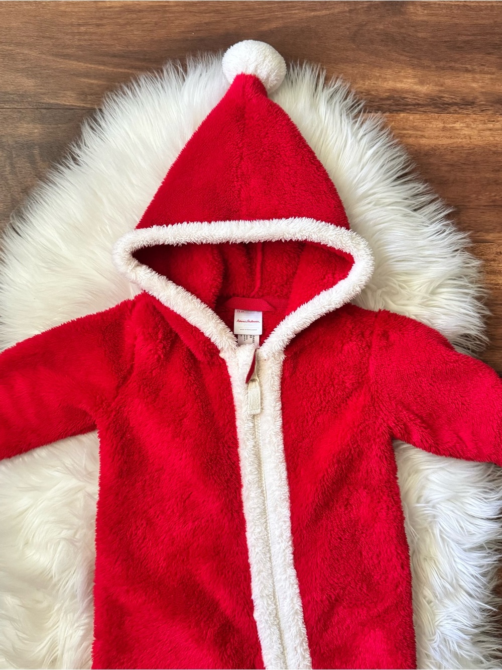 Hanna Andersson Santa Hooded One Piece Fleece Jumpsuit Size 12-18 Months - Picture 3 of 6